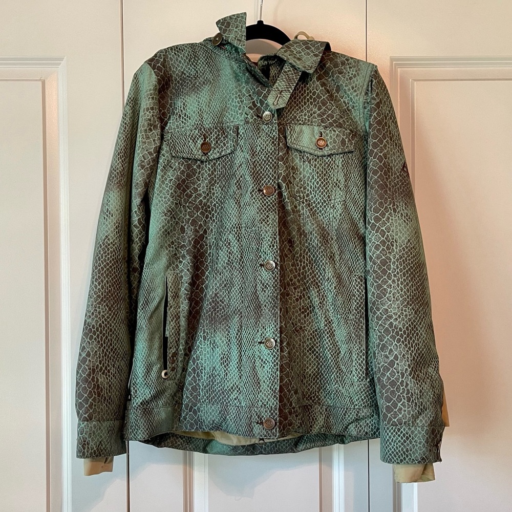 Ski jacket